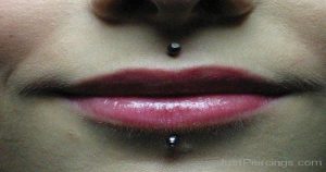 types of lip piercing